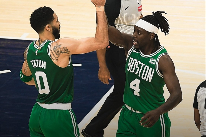 包含活塞主场赢下凯尔特人，罗斯独得全场最佳分的词条