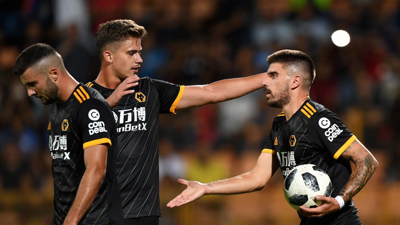 狼队客场大胜，豪取三分回归上岸