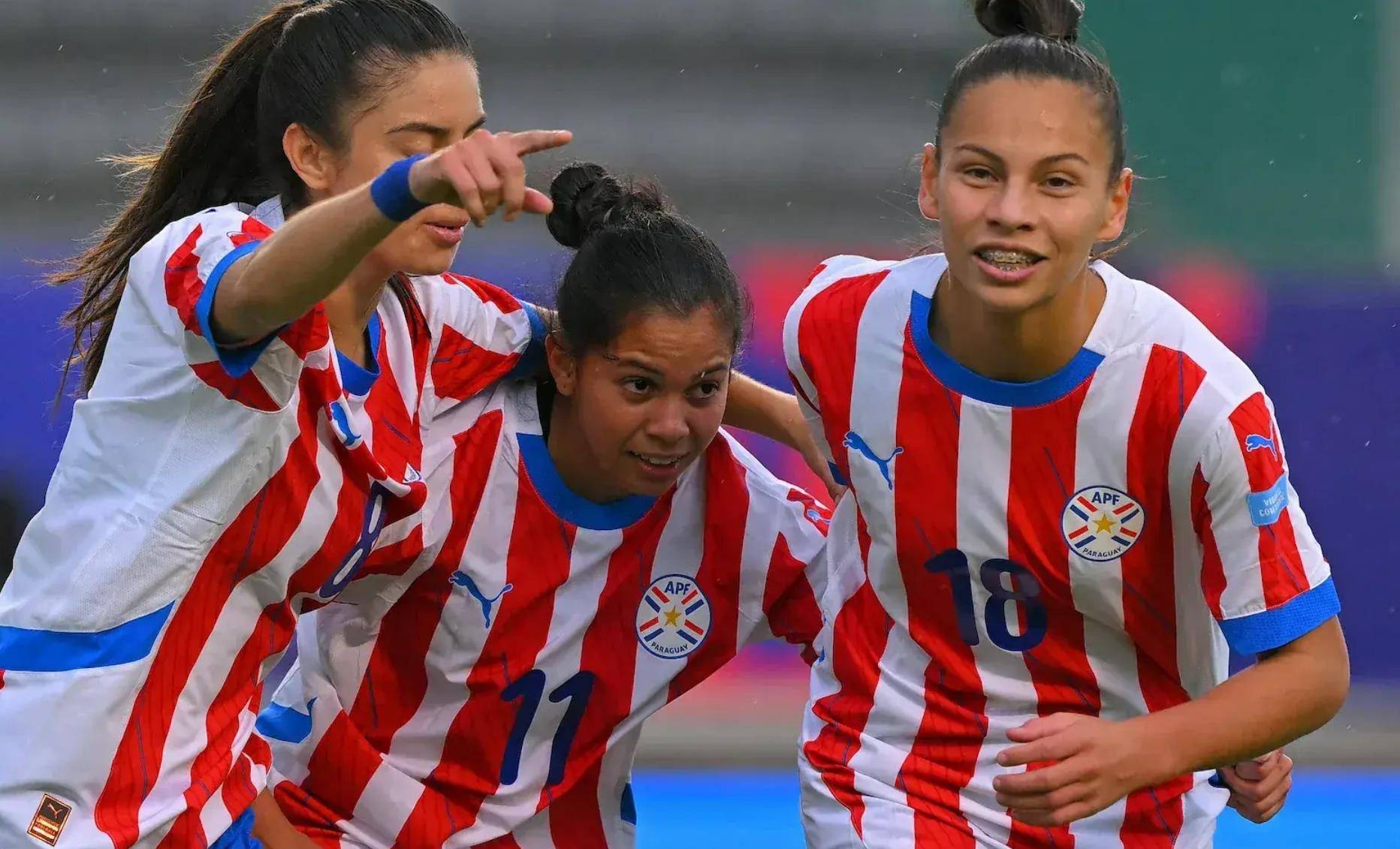 哥斯达黎加女足获得中美锦标赛冠军！