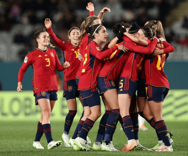 意大利鏖战瑞典，格拉利什绝境逆转的简单介绍