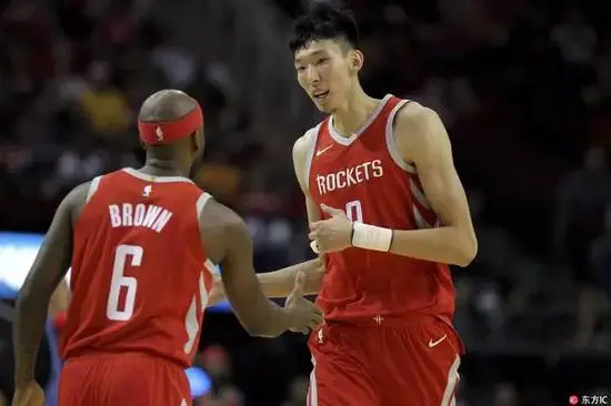 猛龙逆转独行侠，周琦扛起全队