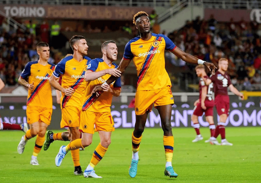 关于斯图加特战胜对手,实现反超的信息 关于斯图加特战胜对手,实现反超的信息