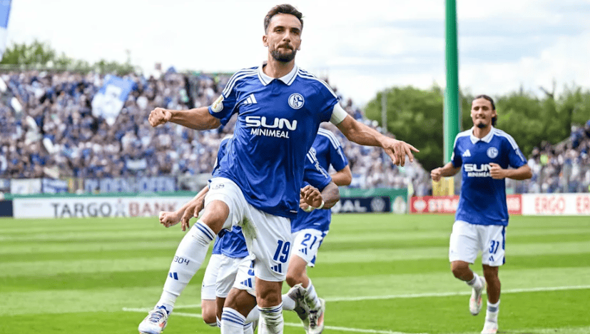 柏林赫塔意外击败法兰克福，赢得好评