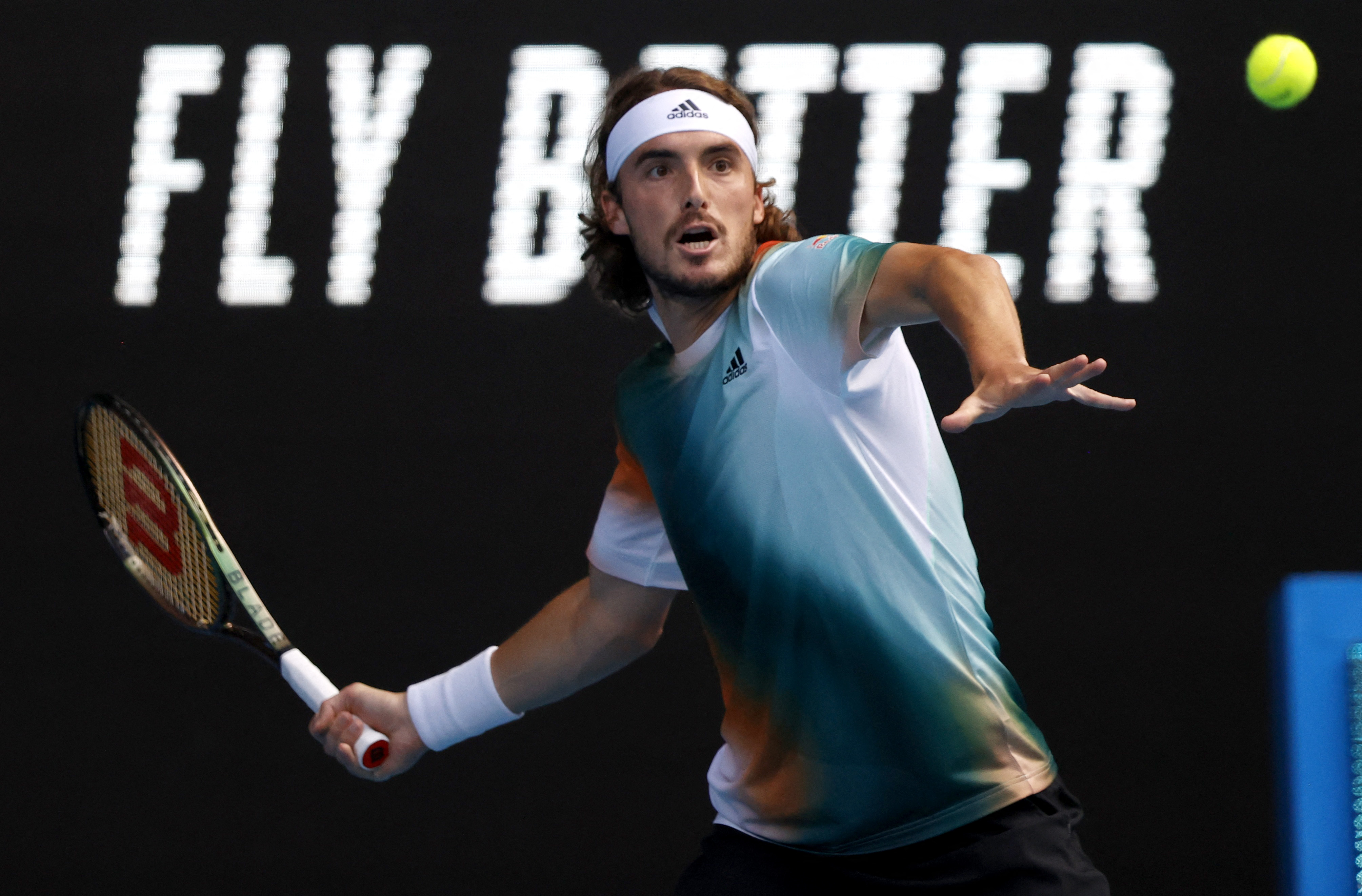 西班牙网球队绝杀法国网球队，西西帕斯送出助攻的简单介绍