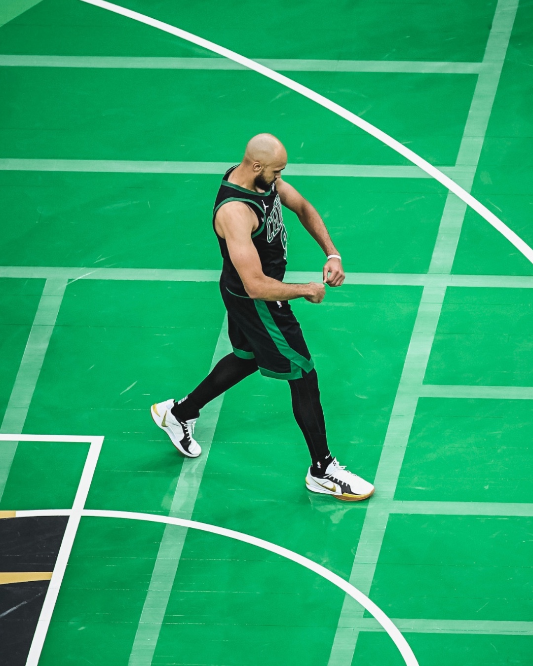 包含凯尔特人血洗尼日利亚男篮，塔图姆高光表现的词条